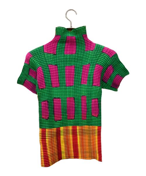 ISSEY MIYAKE（イッセイミヤケ）ISSEY MIYAKE (イッセイミヤケ) ハンソデプリーツカットソー グリーン サイズ:Mの古着・服飾アイテム