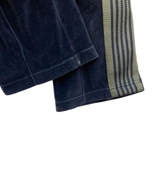Needles（ニードルズ）Needles (ニードルズ) ベロアトラックパンツ Narrow Track Pant ネイビー サイズ:Mの古着・服飾アイテム