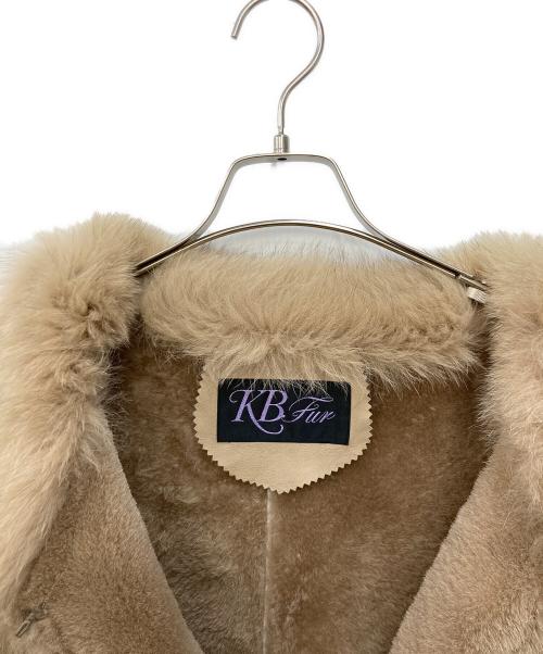 KB FUR（ケービファー）KB FUR (ケービファー) フォックスファーラムハーフコート ベージュ サイズ:MLの古着・服飾アイテム