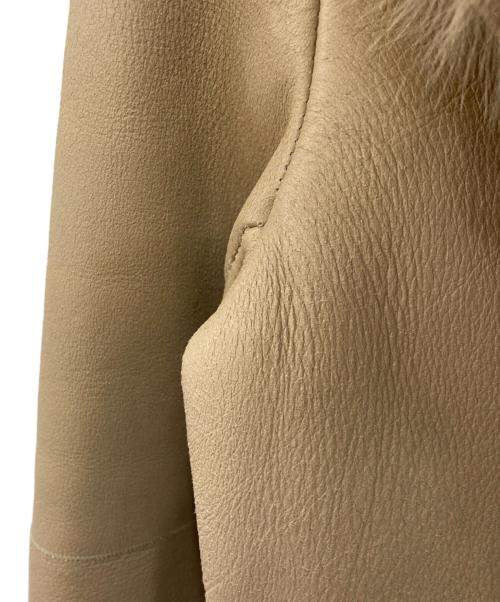 KB FUR（ケービファー）KB FUR (ケービファー) フォックスファーラムハーフコート ベージュ サイズ:MLの古着・服飾アイテム