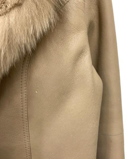 KB FUR（ケービファー）KB FUR (ケービファー) フォックスファーラムハーフコート ベージュ サイズ:MLの古着・服飾アイテム