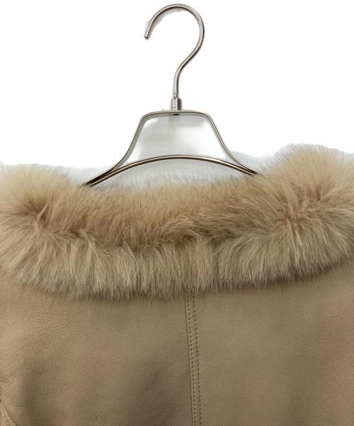KB FUR（ケービファー）KB FUR (ケービファー) フォックスファーラムハーフコート ベージュ サイズ:MLの古着・服飾アイテム