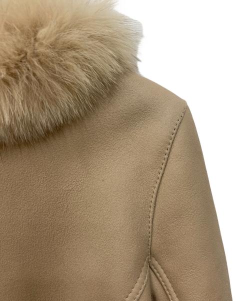 KB FUR（ケービファー）KB FUR (ケービファー) フォックスファーラムハーフコート ベージュ サイズ:MLの古着・服飾アイテム