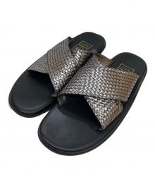 ISLAND SLIPPER（アイランドスリッパ）の古着「クロスストライップメッシュサンダル」｜ブラック