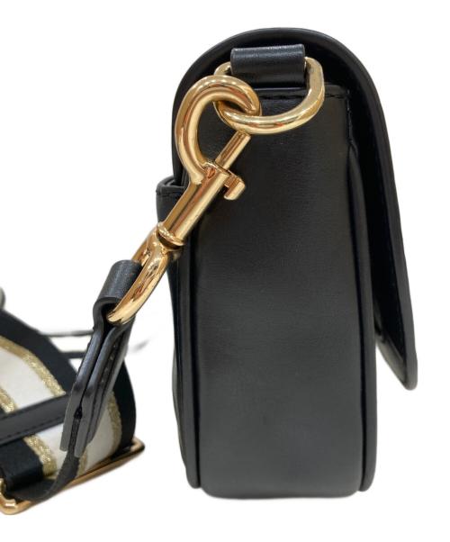 MARC JACOBS（マークジェイコブス）MARC JACOBS (マークジェイコブズ) フラッシュ レザー ロゴ サドル ショルダーバッグの古着・服飾アイテム