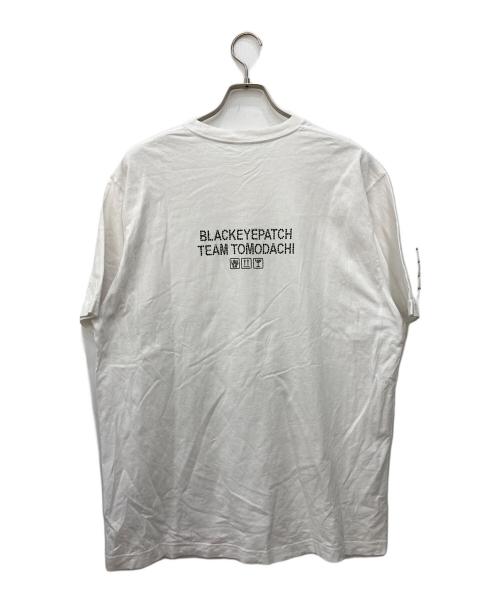 BlackEyePatch（ブラックアイパッチ）BlackEyePatch (ブラックアイパッチ) TEAM TOMODACHI HWC RHINESTONE TEE ホワイト サイズ:XLの古着・服飾アイテム