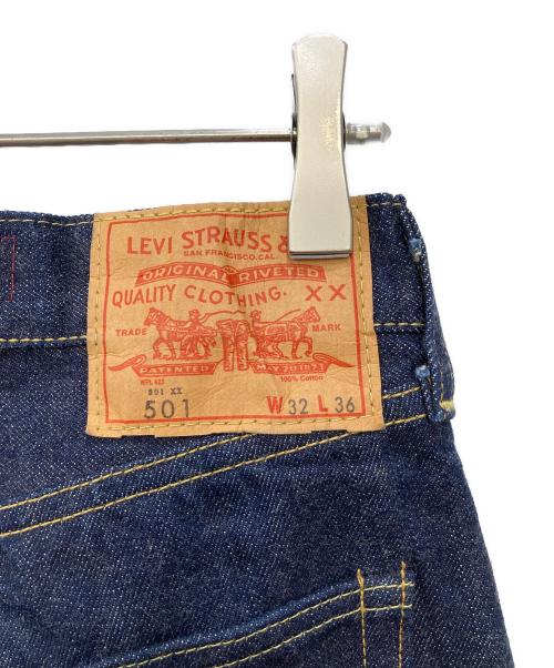 LEVI'S（リーバイス）LEVI'S (リーバイス) JUNYA WATANABE CdG MAN (ジュンヤ ワタナベ コム デ ギャルソン マン) バックプリントデニムパンツ インディゴ サイズ:Mの古着・服飾アイテム