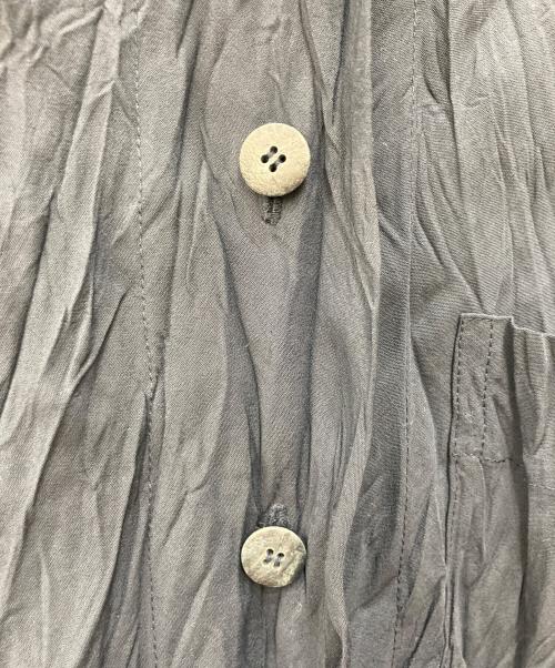 ISSEY MIYAKE（イッセイミヤケ）ISSEY MIYAKE (イッセイミヤケ) シワ加工シャツ ネイビー サイズ:Mの古着・服飾アイテム