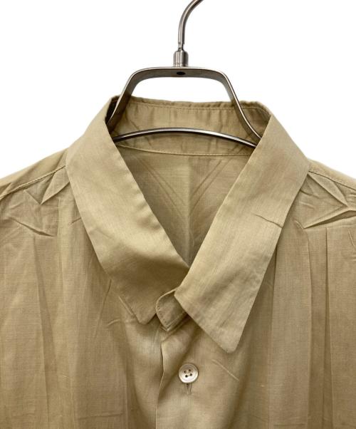 ISSEY MIYAKE（イッセイミヤケ）ISSEY MIYAKE (イッセイミヤケ) シワ加工シャツ ベージュ サイズ:Mの古着・服飾アイテム