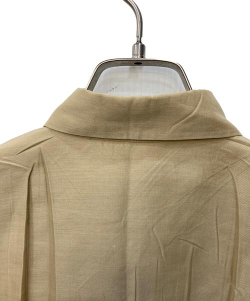 ISSEY MIYAKE（イッセイミヤケ）ISSEY MIYAKE (イッセイミヤケ) シワ加工シャツ ベージュ サイズ:Mの古着・服飾アイテム