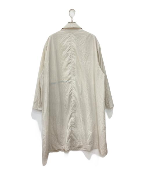 ATON（エイトン）ATON (エイトン) TRAVEL NYLON パッカブルコート アイボリー サイズ:00の古着・服飾アイテム