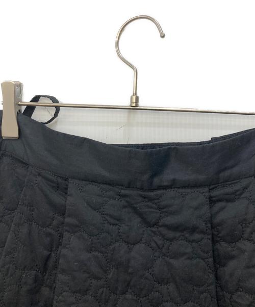 bulle de savon（ビュル デ サボン）bulle de savon (ビュル デ サボン) はなとまるキルティングスカート ブラック サイズ:FREEの古着・服飾アイテム