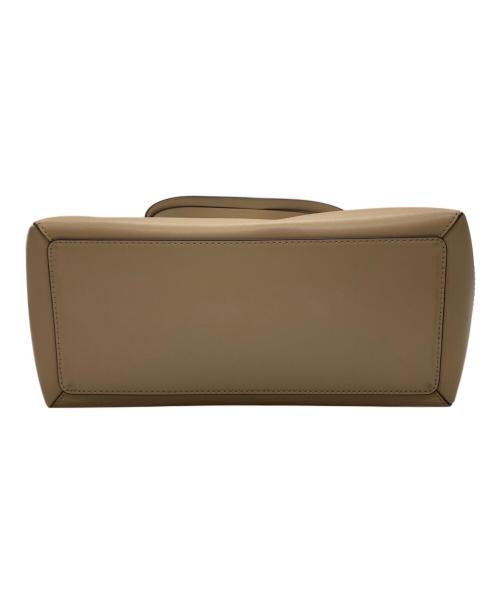 MICHAEL KORS（マイケル・コース）MICHAEL KORS (マイケル・コース) REED ベルテッド トート ラージ ベージュの古着・服飾アイテム