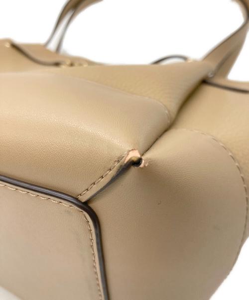 MICHAEL KORS（マイケル・コース）MICHAEL KORS (マイケル・コース) REED ベルテッド トート ラージ ベージュの古着・服飾アイテム