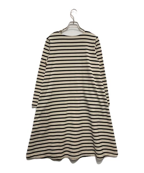 J&M DAVIDSON（ジェイ＆エム デヴィッドソン）J&M DAVIDSON (ジェイ＆エム デヴィッドソン) オフセット編み上げボーダーワンピース アイボリー×ブラック サイズ:6の古着・服飾アイテム