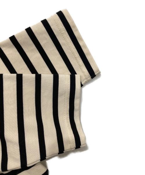 J&M DAVIDSON（ジェイ＆エム デヴィッドソン）J&M DAVIDSON (ジェイ＆エム デヴィッドソン) オフセット編み上げボーダーワンピース アイボリー×ブラック サイズ:6の古着・服飾アイテム