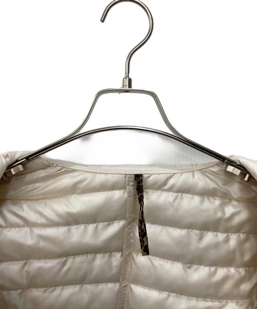 EVEX by KRIZIA（エヴェックスバイクリツィア）EVEX by KRIZIA (エヴェックスバイクリツィア) ライトダウンジャケット ホワイト サイズ:SIZE 40の古着・服飾アイテム
