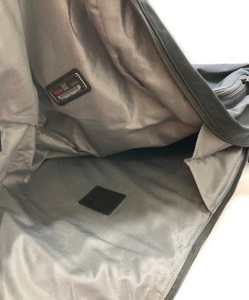 TUMI（トゥミ）TUMI (トゥミ) リュック ネイビーの古着・服飾アイテム