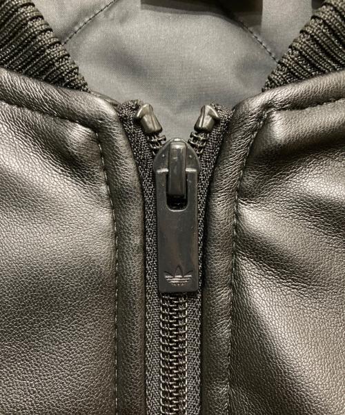 adidas（アディダス）adidas (アディダス) SST プレザー ルーズパデッドジャケット ブラック サイズ:2XLの古着・服飾アイテム