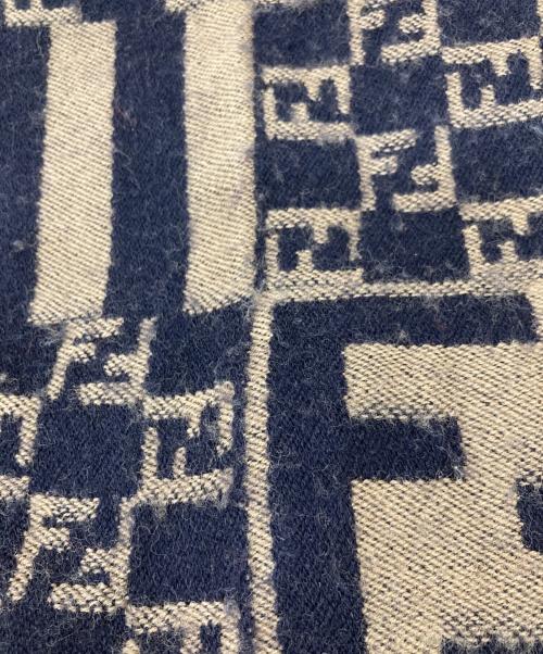 FENDI（フェンディ）FENDI (フェンディ) ズッカ柄マフラー ブラウンの古着・服飾アイテム
