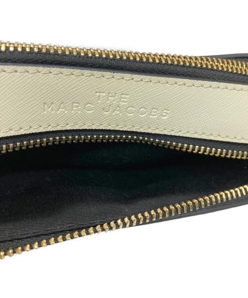 MARC JACOBS（マークジェイコブズ）MARC JACOBS (マークジェイコブズ) SNAPSHOT SHOULDER BAG ベージュの古着・服飾アイテム