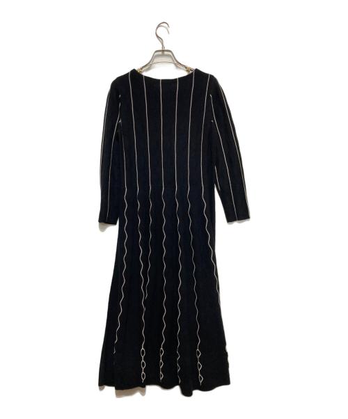Sybilla（シビラ）Sybilla (シビラ) ウェーブストライプニットワンピース ブラック サイズ:Ⅿ 未使用品の古着・服飾アイテム