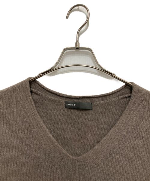 Noble（ノーブル）Noble (ノーブル) Ca/W ボリューム袖Vプルオーバー ベージュ サイズ:不明の古着・服飾アイテム