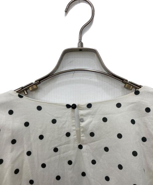 BEARDSLEY（ビアズリー）BEARDSLEY (ビアズリー) ドットバルーンブラウス アイボリー サイズ:FREEの古着・服飾アイテム