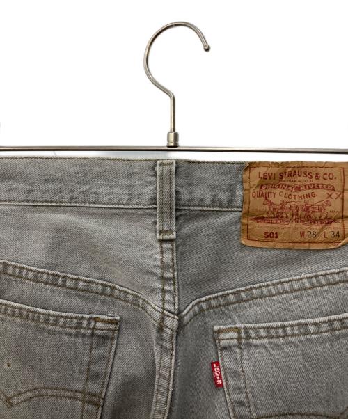 LEVI'S（リーバイス）LEVI'S (リーバイス) 501 先染めデニムパンツ グレー サイズ:W28の古着・服飾アイテム