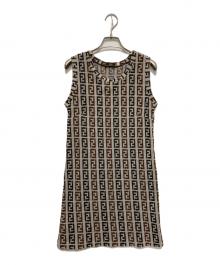 FENDI（フェンディ）の古着「パイル地ズッカ柄ワンピース」｜グレー