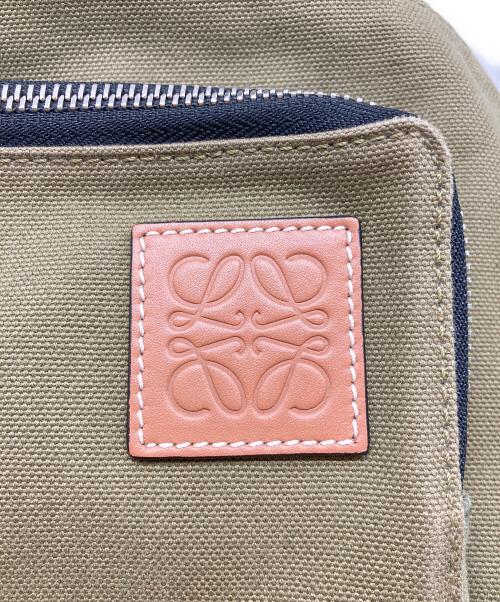 LOEWE（ロエベ）LOEWE (ロエベ) BUMBAG オリーブの古着・服飾アイテム