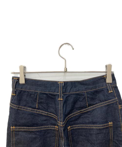 TOGA ARCHIVES（トーガアーカイブス）TOGA ARCHIVES (トーガアーカイブス) 立体加工デニムパンツ インディゴ サイズ:34の古着・服飾アイテム