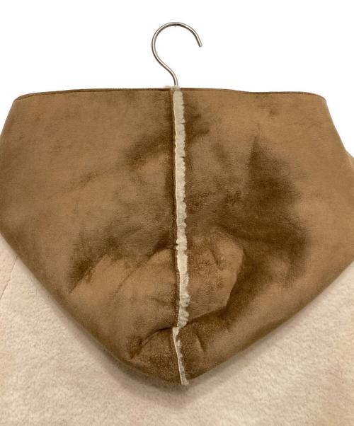 Ameri（アメリ）AMERI (アメリ) FUR DOCKING MOUTON COAT アイボリー サイズ:不明の古着・服飾アイテム