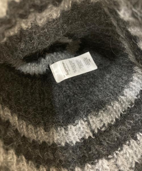 SUPREME（シュプリーム）Supreme (シュプリーム) Loose stripe Beanie グレー×ブラックの古着・服飾アイテム