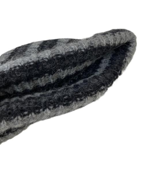 SUPREME（シュプリーム）Supreme (シュプリーム) Loose stripe Beanie グレー×ブラックの古着・服飾アイテム