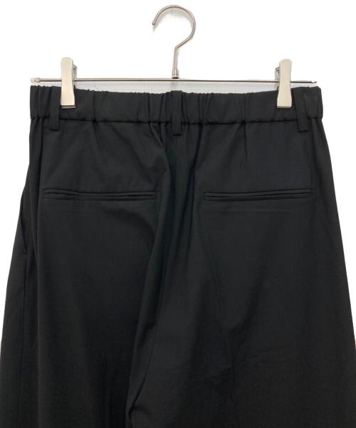 journal standard luxe（ジャーナルスタンダード ラックス）JOURNAL STANDARD LUXE (ジャーナルスタンダード ラックス) TRストレッチ タックパンツ ブラック サイズ:Ｓの古着・服飾アイテム