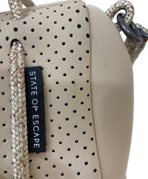 STATE OF ESCAPE（ステイトオブエスケープ）STATE OF ESCAPE (ステイトオブエスケープ) プリクエルネオプレンショルダーバッグ アイボリーの古着・服飾アイテム