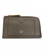 FENDIフェンディ）の古着「FFダイヤモンド カードケース」｜ベージュ