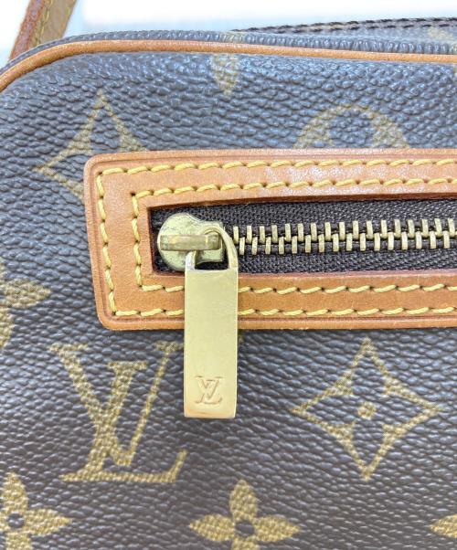LOUIS VUITTON（ルイ ヴィトン）LOUIS VUITTON (ルイ ヴィトン) ショルダーポーチ ブラウンの古着・服飾アイテム