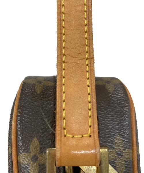 LOUIS VUITTON（ルイ ヴィトン）LOUIS VUITTON (ルイ ヴィトン) ショルダーポーチ ブラウンの古着・服飾アイテム