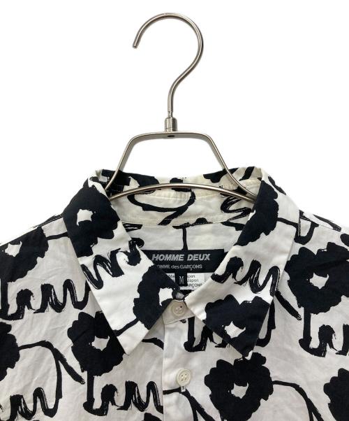 COMME des GARCONS HOMME DEUX（コムデギャルソン オム ドゥ）COMME des GARCONS HOMME DEUX (コムデギャルソン オム ドゥ) 総柄シャツ ホワイト×ブラック サイズ:Mの古着・服飾アイテム