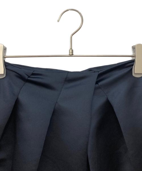 SEA（シー）SEA (シー) HEAVY SATIN ORIGAMI SKIRT ネイビー 未使用品の古着・服飾アイテム