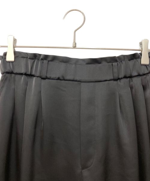 ELLIE（エリー）ELLIE (エリー) サテンワイドパンツ ブラック サイズ:M 未使用品の古着・服飾アイテム