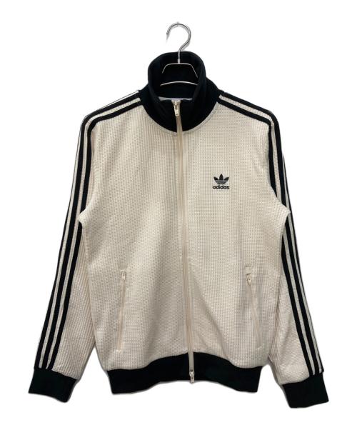 adidas（アディダス）adidas (アディダス) ワッフルクラシックトラックトップ アイボリー サイズ:M 未使用品の古着・服飾アイテム