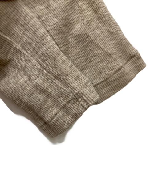 MUSE de Deuxieme Classe（ミューズ ドゥーズィエム クラス）MUSE de Deuxieme Classe (ミューズ ドゥーズィエム クラス) WOOLY RIB タートルネック リブニット ベージュ サイズ:不明の古着・服飾アイテム