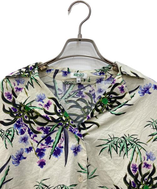 KENZO（ケンゾー）KENZO (ケンゾー) フラワープリントノースリーブワンピース ベージュ サイズ:36の古着・服飾アイテム