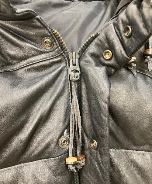 TOMORROW LAND（トゥモローランド）TOMORROW LAND (トゥモローランド) Kemit (ケミット) シルバーフォックスシープレザーダウンジャケット ブラック サイズ:46の古着・服飾アイテム