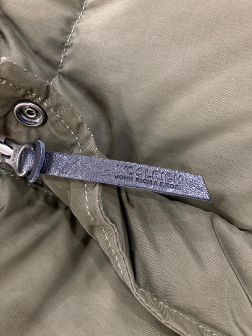 WOOLRICH（ウールリッチ）WOOLRICH (ウールリッチ) ALEUTIAN VESTダウンベスト オリーブ サイズ:XSの古着・服飾アイテム