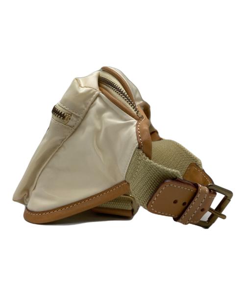 Felisi（フェリージ）Felisi (フェリージ) ウエストバッグ アイボリー サイズ:表記なしの古着・服飾アイテム