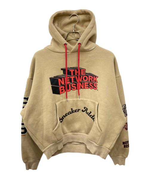 THE NETWORK BUSINESS（ザネットワークビジネス）THE NETWORK BUSINESS (ザネットワークビジネス) プルオーバーパーカー ベージュ サイズ:Mediumの古着・服飾アイテム